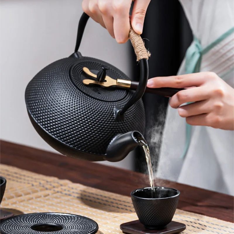 Bule de Chá de Ferro Fundido Estilo Oriental Bruma