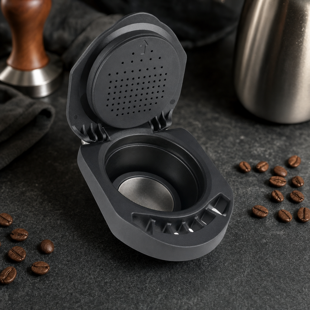 Detalhe do filtro e tampa do Adaptador de Cápsula Reutilizável Compatível com Dolce Gusto